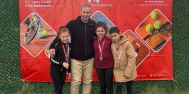 Ulusal tenis turnuvası sona erdi