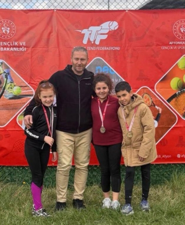 Ulusal tenis turnuvası sona erdi