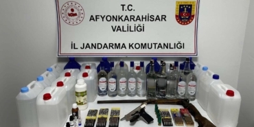 Jandarmadan sahte alkol baskını