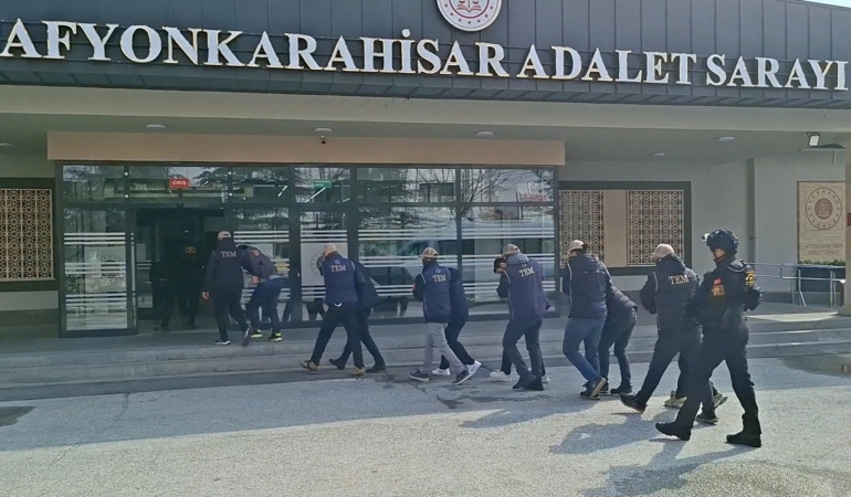 Afyonkarahisar merkezli 2 ilde DEAŞ operasyonu; 5 tutuklama