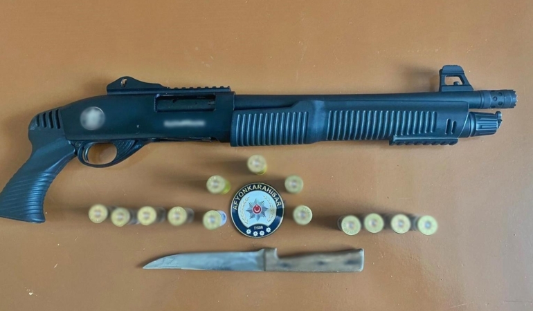 Polisin şok uygulamalarında 35 kişi yakalandı