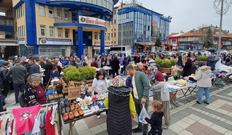 Çömlekler Gökçe bebek için doldu