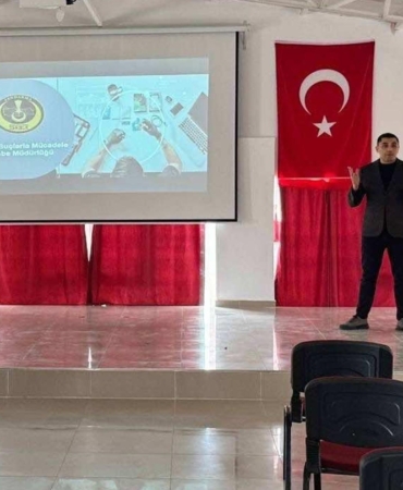Jandarmadan siber farkındalık eğitimi