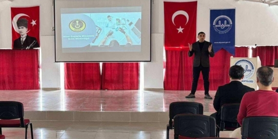 Jandarmadan siber farkındalık eğitimi