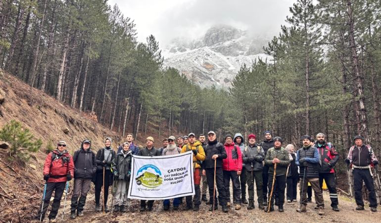 Doğaseverlerden Çay Deresi yürüyüşü