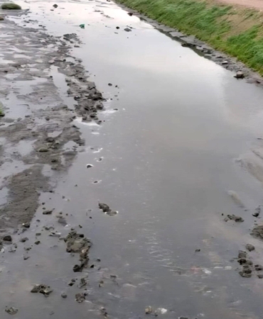 Eber Gölü’nün ana damarı kesildi