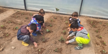 Miniklerden Doğaya Tohum Ekim Etkinliği!