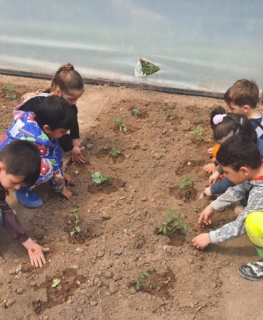 Miniklerden Doğaya Tohum Ekim Etkinliği!