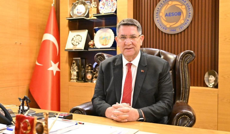 Annelerimiz: Emeğiyle Üreten, Sevgisiyle Büyüten