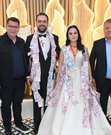 Ramazan Çiloğlu’nun Kızı Elif’in Düğününe Katıldık!