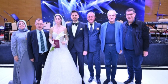 Mutluluk Dolu Bir Düğün: Berk ve Özüm’ün Heyecanı