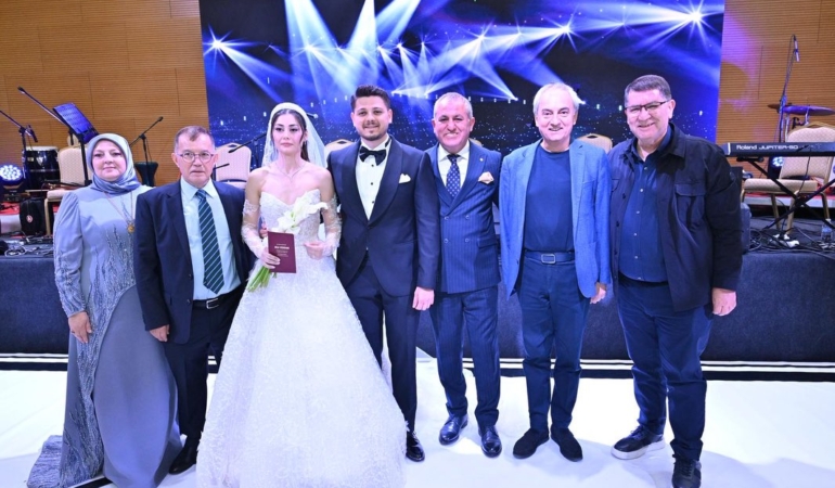 Mutluluk Dolu Bir Düğün: Berk ve Özüm’ün Heyecanı