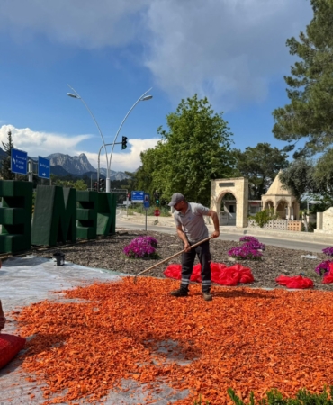 Kemer’de Yeşil Alanlara Çevre Dostu Dokunuş! 🌿