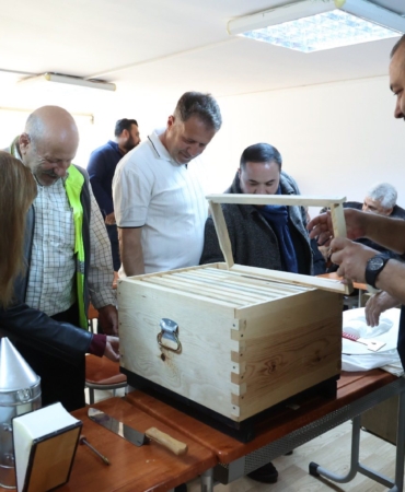 Antalya’da Arıcılık Kurslarına Yoğun İlgi!
