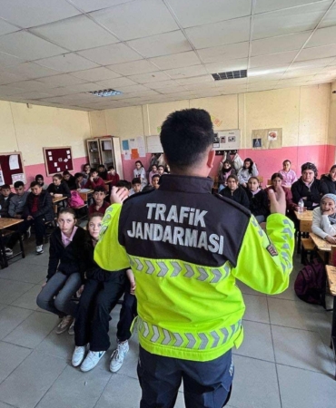 Jandarmadan trafik eğitimi