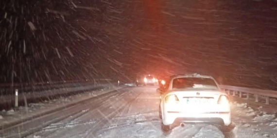 Afyonkarahisar’da 2 ilçede eğitime kar engeli