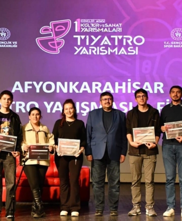 Gençler Arası Tiyatro Yarışması
