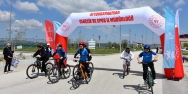 Okul Sporları bisiklet yarışması yapıldı