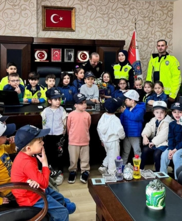 Öğrencilere trafik eğitimi