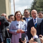 AK Parti’ye geçen Burcu Köksal’a, Afyonkarahisar Belediyesi önünde mehterli karşılama
