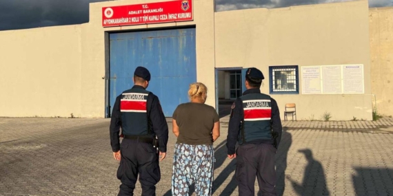 Aranan hükümlüler yakalandı