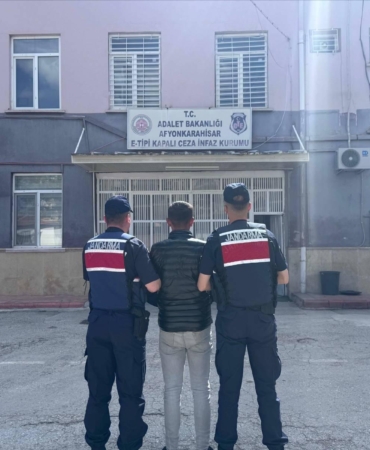 Aranan 43 kişi yakalandı