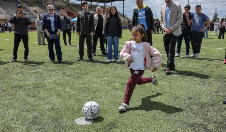 Sandıklı’da Gençlik Şöleni