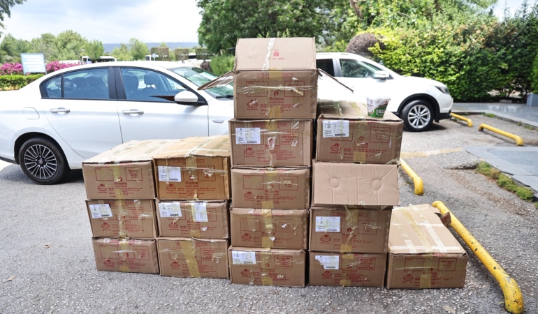 Otogarda Kaçak Gıda Operasyonu: 1 Ton Yoğurt Ele Geçirildi