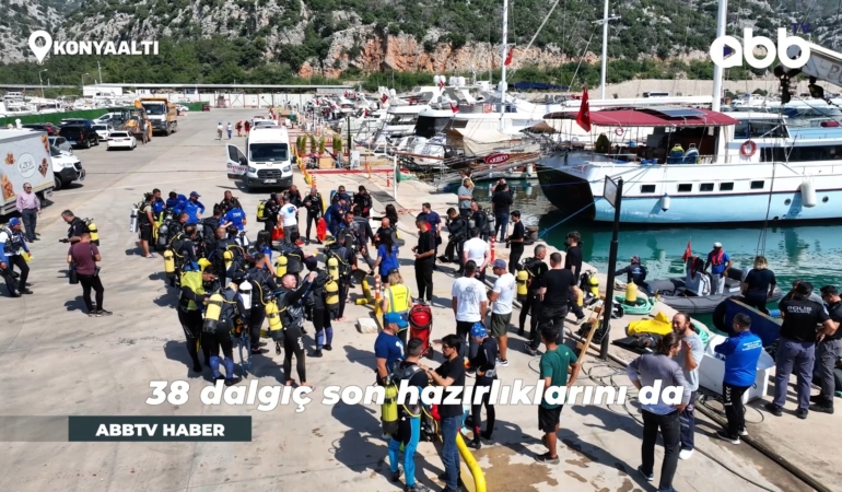 Antalya’da Deniz Dibi Temizliği: Mavi Gelecek!