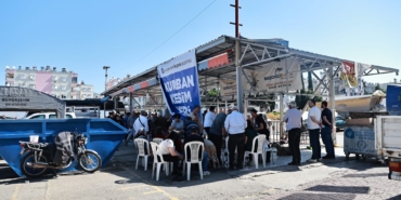Antalya’da Ücretsiz Hijyenik Kurban Kesim Hizmeti!