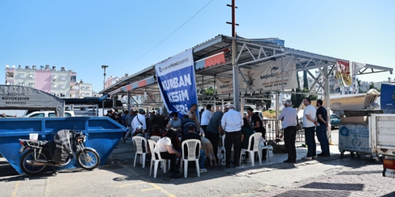 Antalya’da Ücretsiz Hijyenik Kurban Kesim Hizmeti!