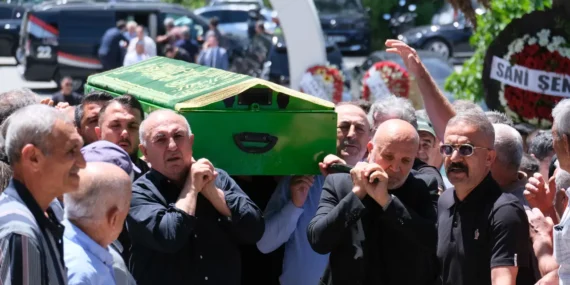 Mevlüt Çavuşoğlu’nun kardeşi Aydın Çavuşoğlu son yolculuğuna uğurlandı
