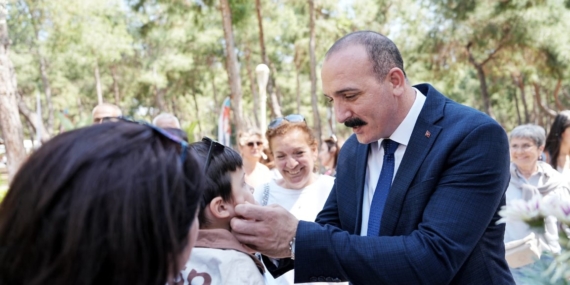 Anneler Günü’nde Teraryum Atölyesi Keyfi!